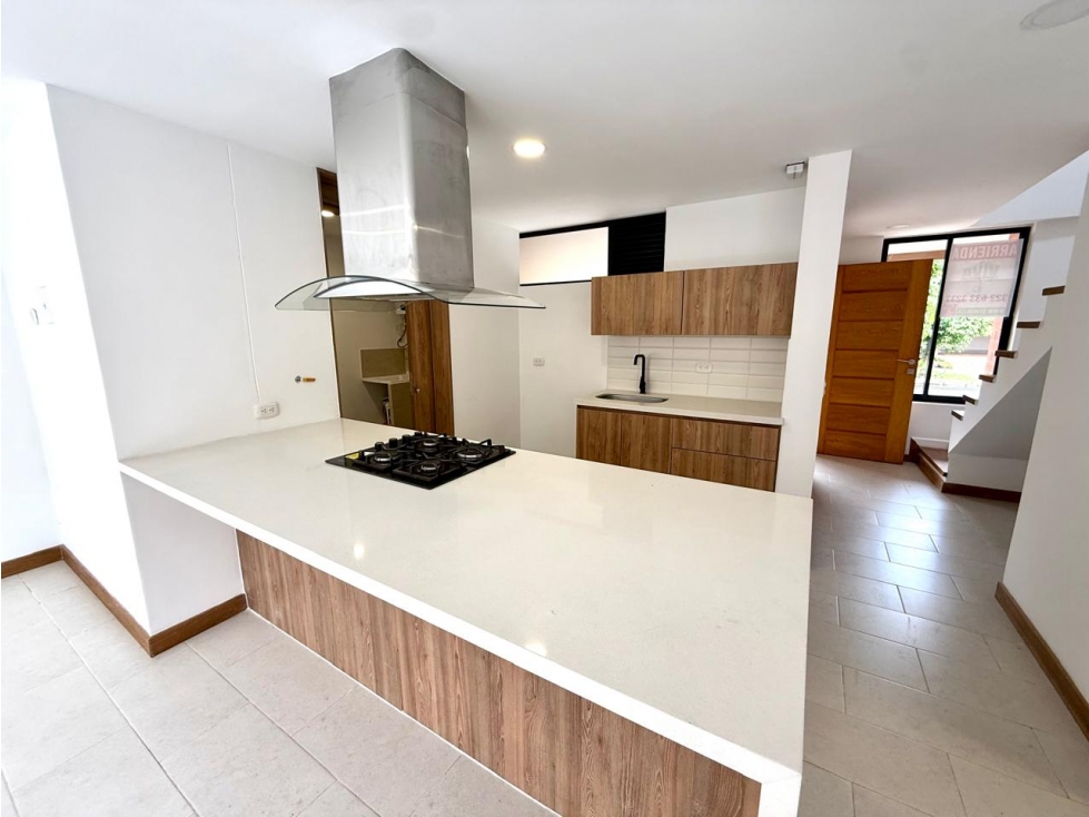 EXCELENTE CASA EN VENTA — foto 3