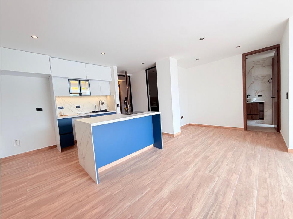 APARTAMENTO CON HERMOSA VISTA EN VENTA — foto 3