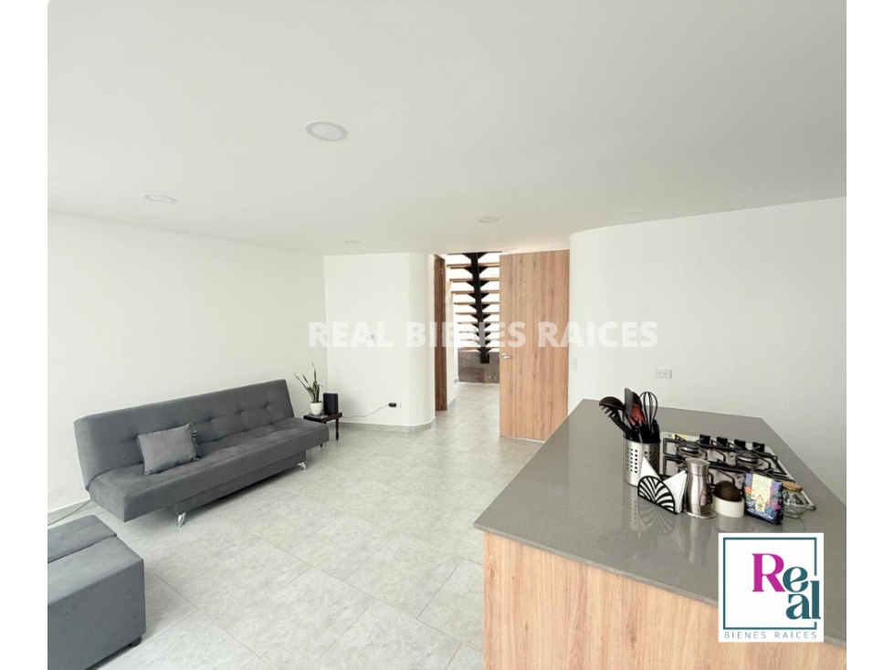VENDO CASA MEDIANERA UNIFAMILIAR EN UNIDAD ABIERTA — foto 5