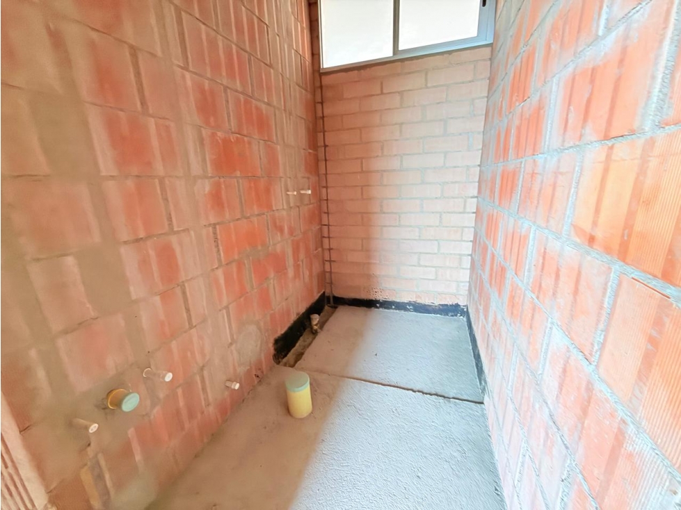 APARTAMENTO CON EXCELENTE VISTA EN UNIDAD CERRADA — foto 4