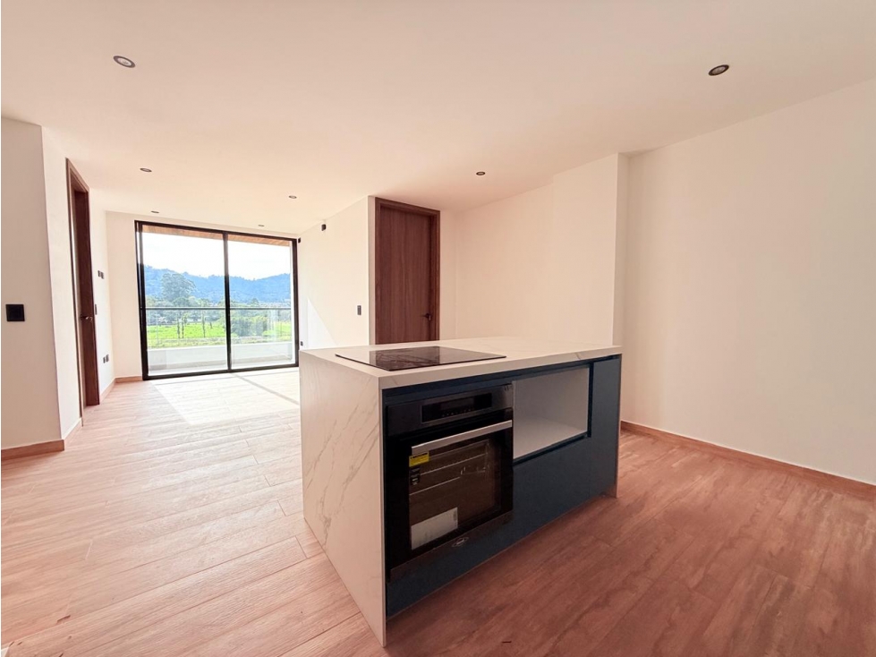 APARTAMENTO CON HERMOSA VISTA EN VENTA — foto 4