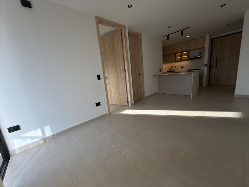 HERMMOSO APARTAMENTO EN ARRIENDO — foto 4