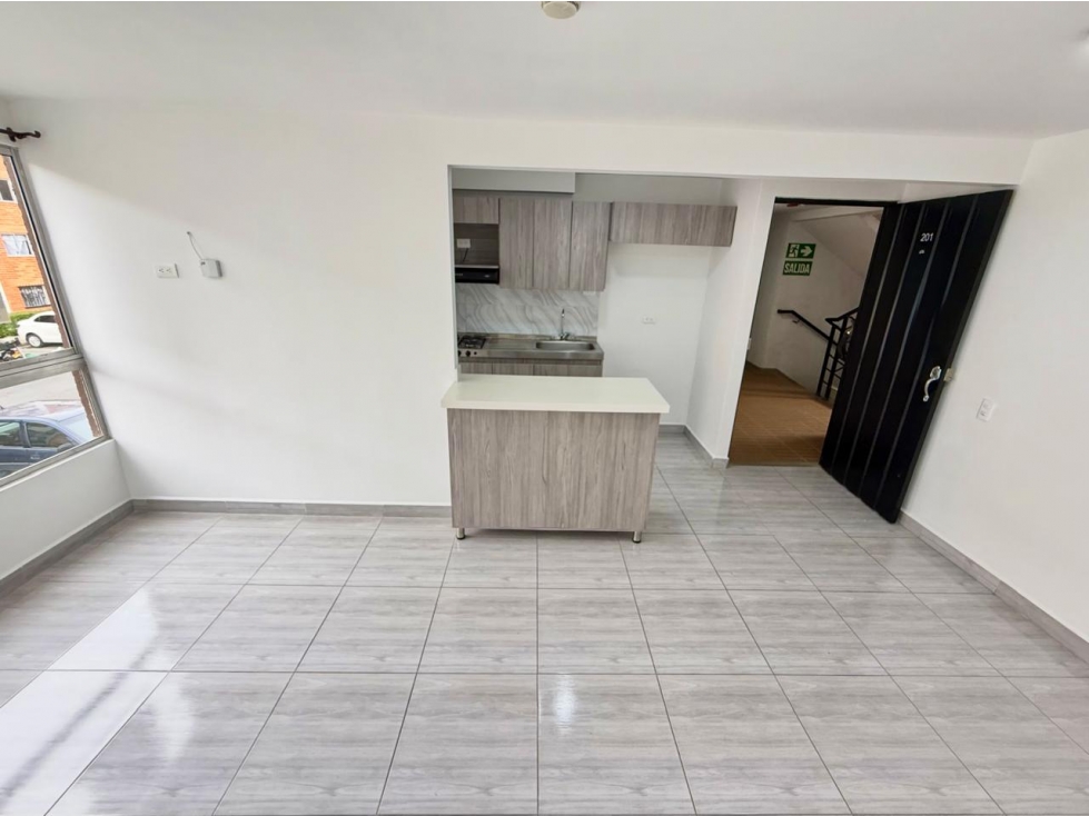APARTAMENTO EN VENTA EXCELENTE UBICACIÓN - 4