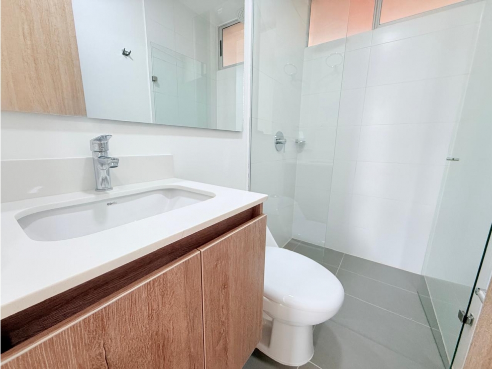 APARTAMENTO EN ARRIENDO EN UNIDAD CERRADA — foto 5