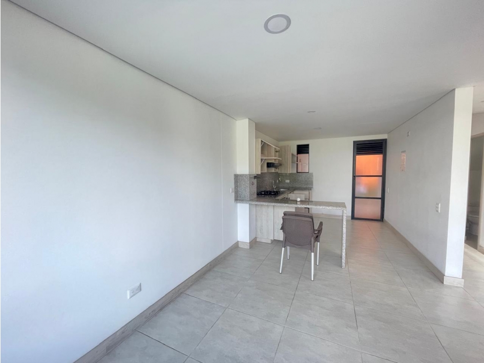 HERMOSA CASA EN ARRIENDO CERCA AL VIVA — foto 6