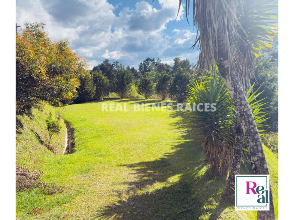 HERMOSO LOTE EN PARCELACION EXCLUSIVA — foto 6