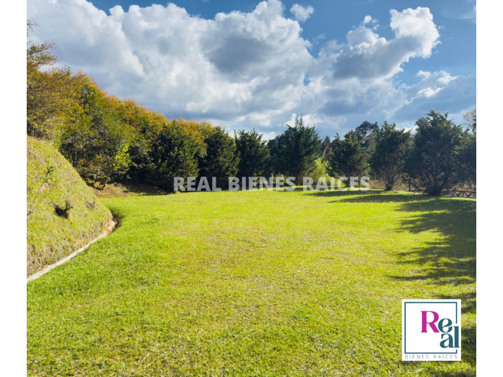 HERMOSO LOTE EN PARCELACION EXCLUSIVA — foto 5
