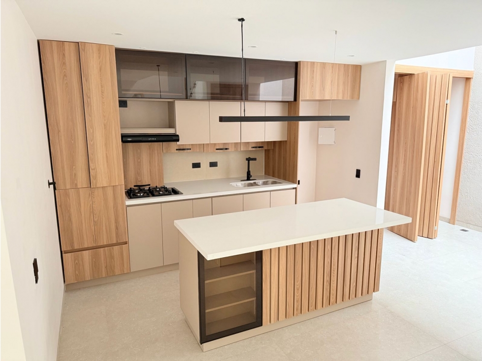 VENDO CASA EN UNIDAD CERRADA