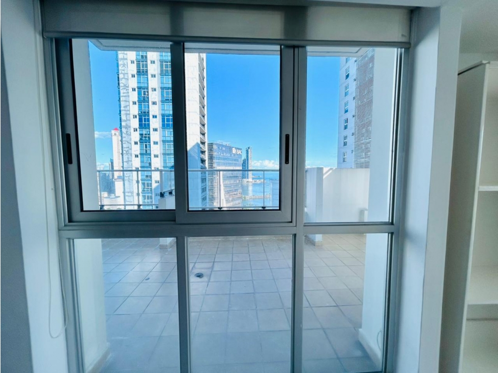 VENDO APARTAMENTO EN BELLA VISTA, 3 RECAMARAS, 180M2, CON TERRAZA. — foto 4