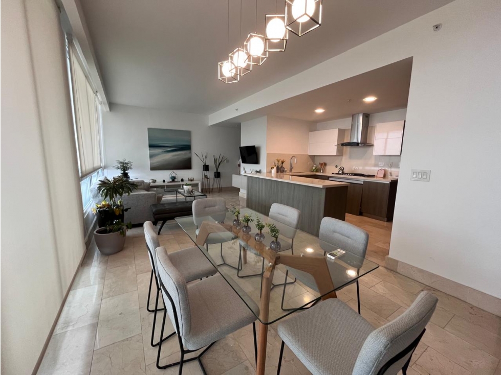 VENDO APARTAMENTO EN COCO DEL MAR, 3 RECAMARAS, 192M2.