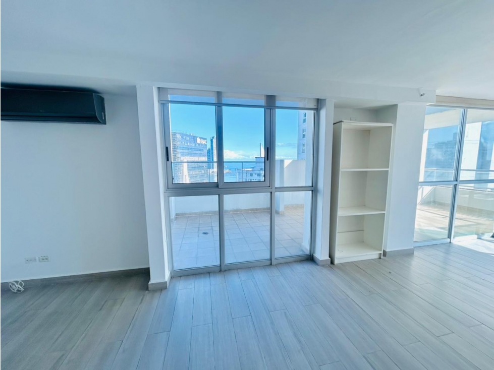 VENDO APARTAMENTO EN BELLA VISTA, 3 RECAMARAS, 180M2, CON TERRAZA. — foto 2