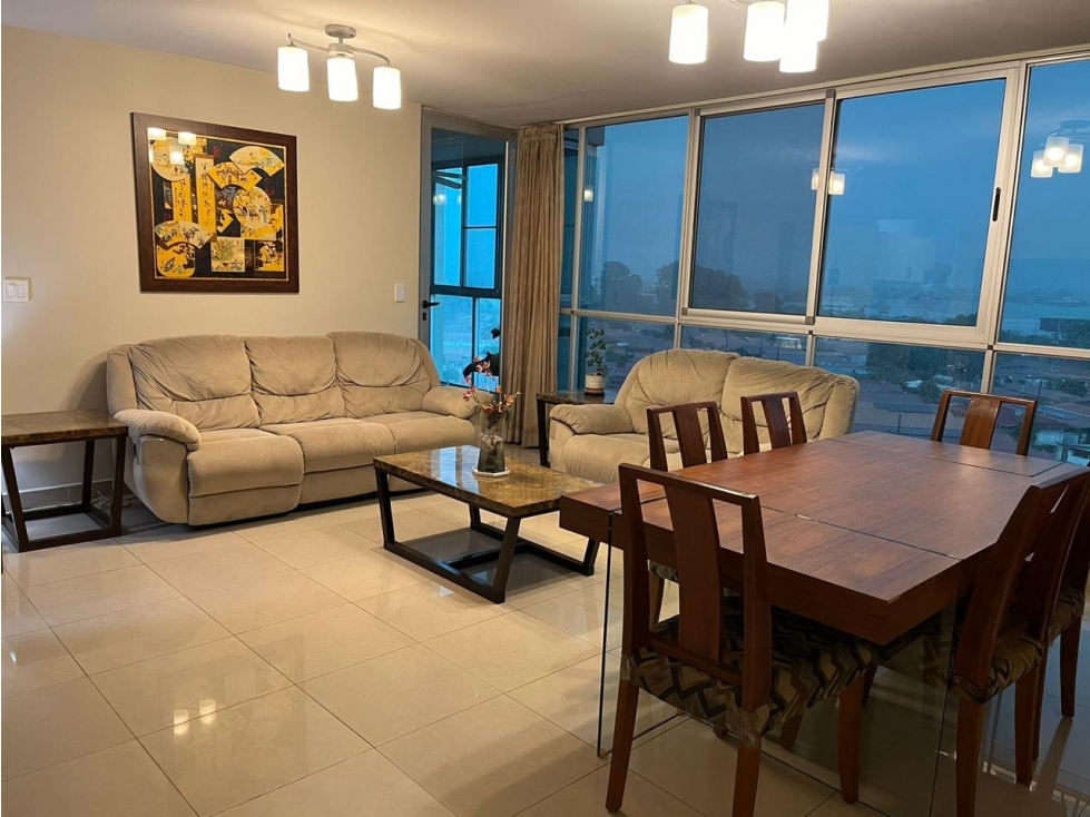 ALQUILO APARTAMENTO EN CHANIS, 3 RECAMARAS, AMOBLADO, 120M2.