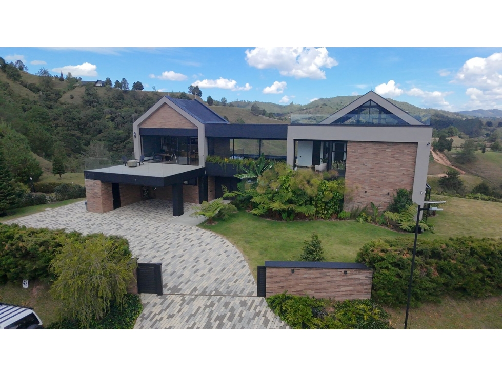 Casa Campestre de Lujo en Venta en El Retiro, Vereda Pantanillo — foto 4