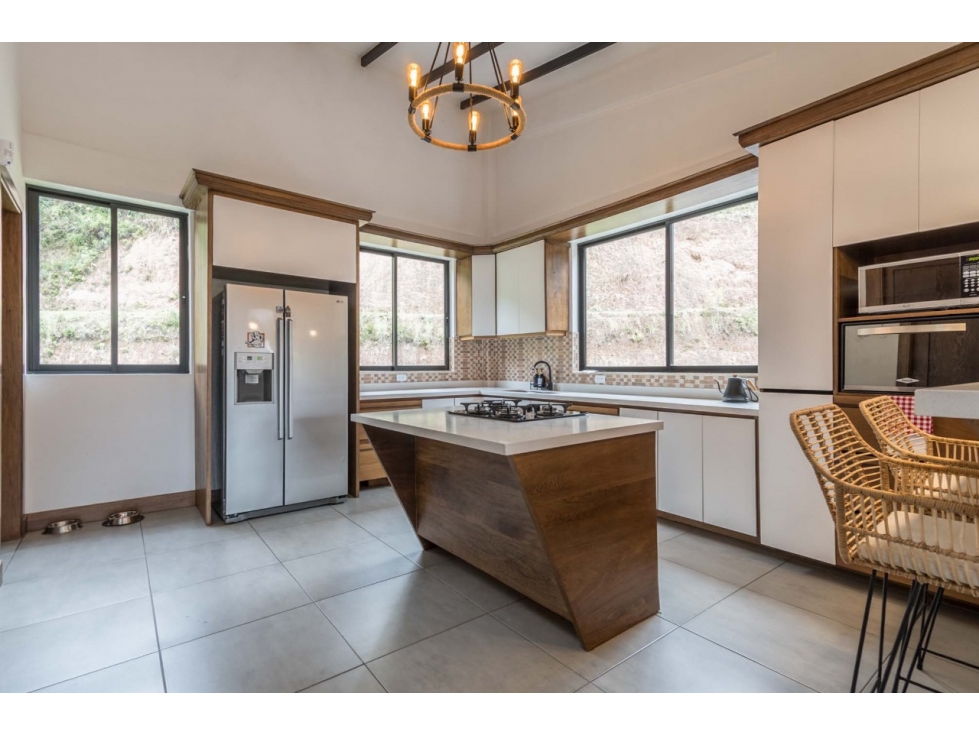 Exclusiva Casa Campestre en Venta en Parcelación en el Retiro — foto 5