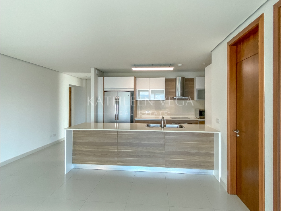 Apartamento de 2 recámaras en Parkside Costa del Este vista al parque — foto 3