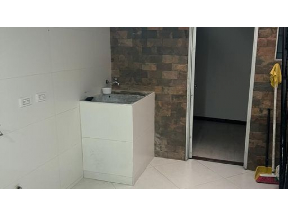 Casa en venta en Bellavista - Engativá , Bogotá — foto 5