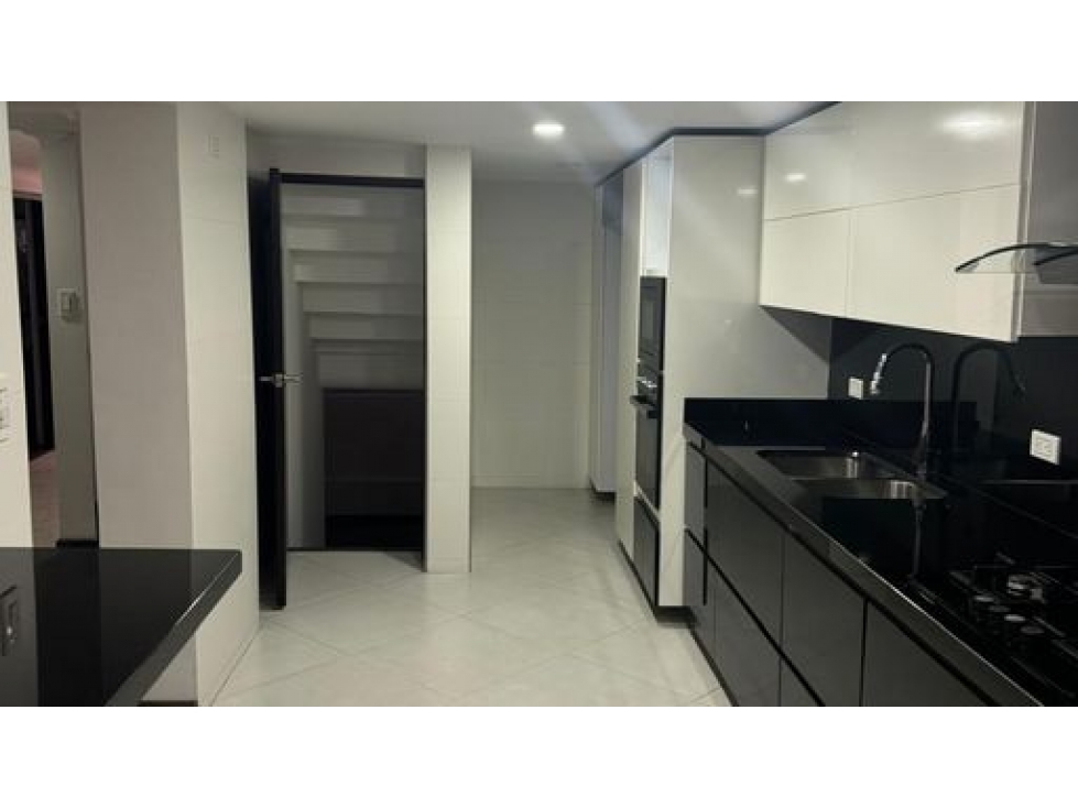 Casa en venta en Bellavista - Engativá , Bogotá — foto 4