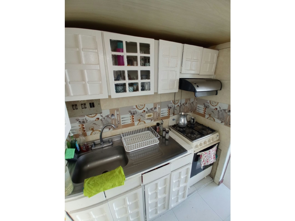 VENTA APARTAMENTO SANTA ROSITA-ENGATIVA — foto 2