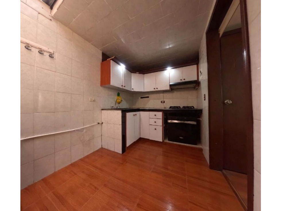 VENTA CASA PRADOS DE CASTILLA-KENNEDY — foto 2