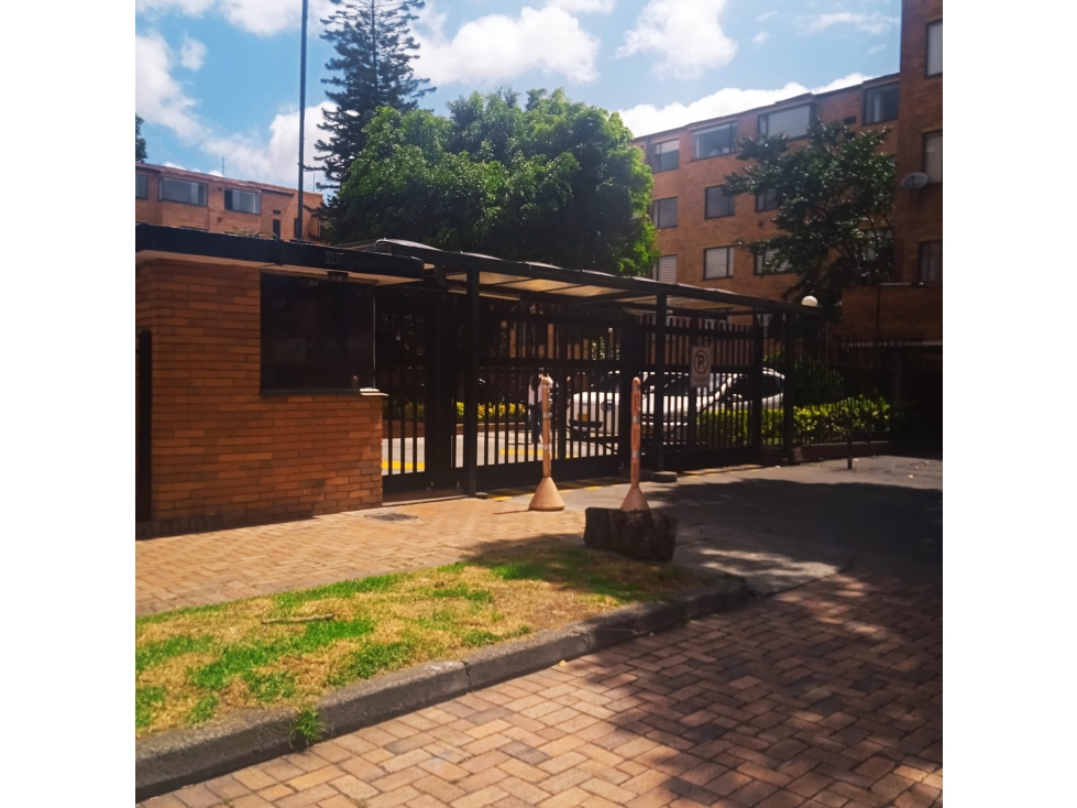 VENTA APARTAMENTO NORMANDIA-ENGATIVA