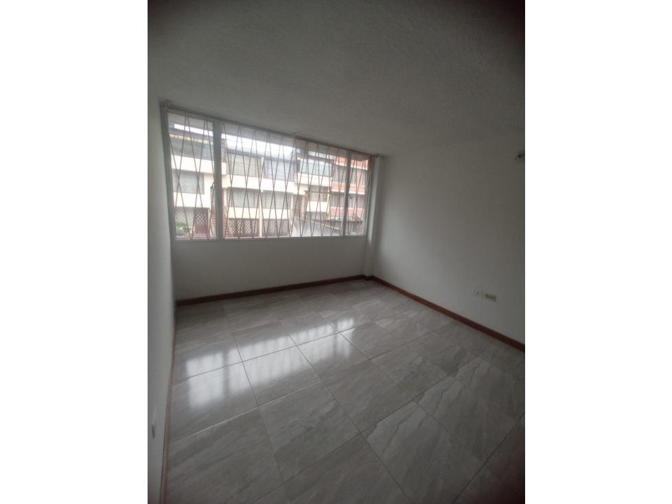 CASA EN VENTA LOS MONJES ENGATIVA — foto 3