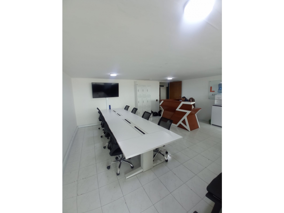 VENTA OFICINA LOURDES-CHAPINERO