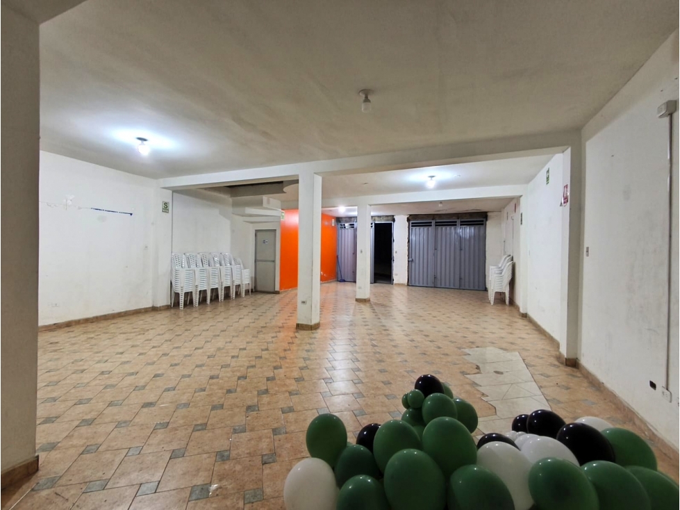 SE VENDE INMUEBLE CON LOCAL COMERCIAL Y DEPARTAMENTO EN TARAPOTO - 4