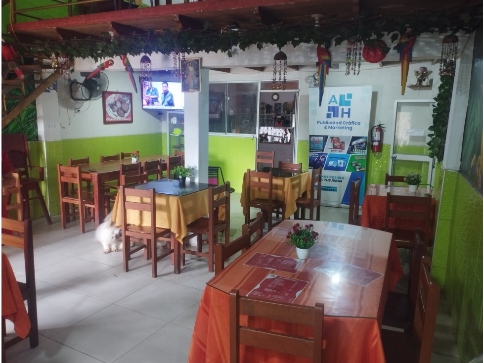 SE VENDE INMUEBLE CON LOCAL Y ALOJAMIENTO EQUIPADOS, EN YURIMAGUAS - 4