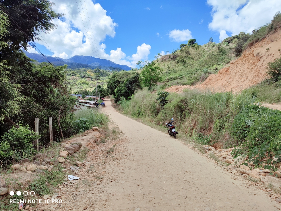 SE VENDE TERRENO URBANO CON ALMA RUSTICA EN TARAPOTILLO, TARAPOTO - 6