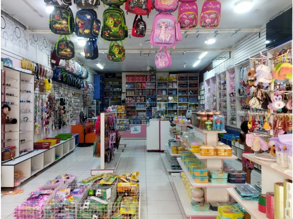 SE VENDE LOCAL COMERCIAL EN PLENO CENTRO DE YURIMAGUAS, LORETO - 3