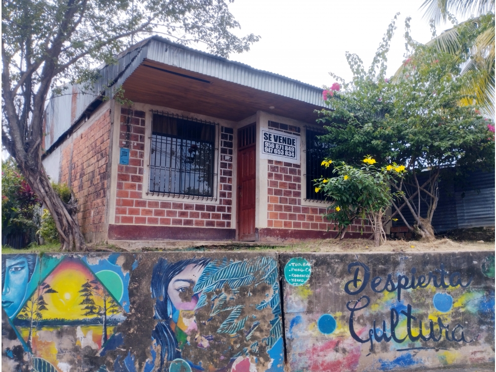 SE VENDE O ALQUILA CASA EN YURIMAGUAS, LORETO - 2