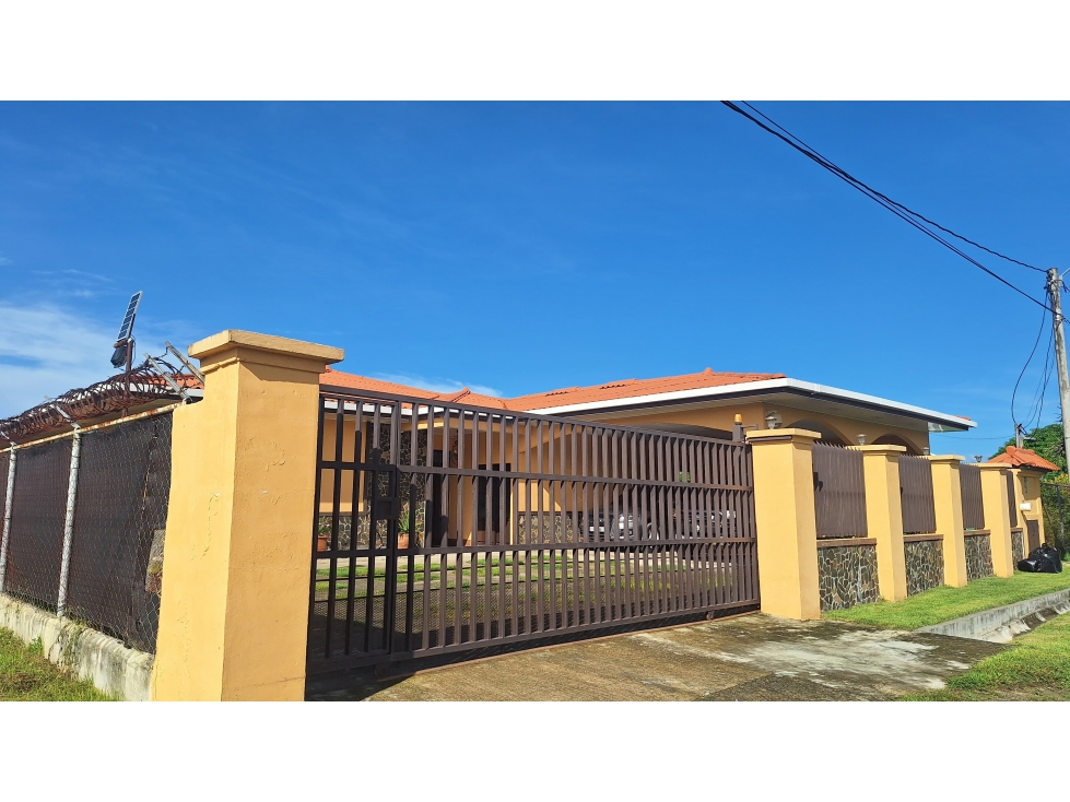 EL CELAJE CHAME VENTA DE CASA PANAMÁ OESTE