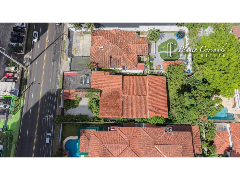 CASA EN VENTA VÍA CINCUENTENARIO 1,000 M² DE TERRENO — foto 2