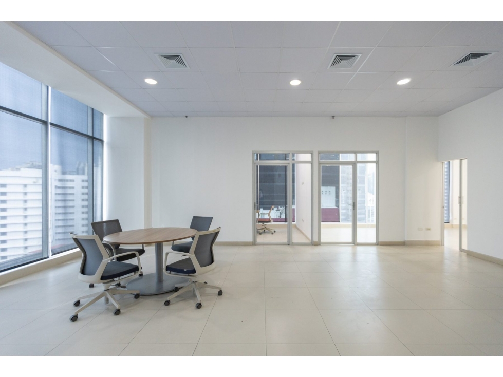 Oficina en Alquiler en Habitats Plaza, Bella Vista 184 M2 - 5