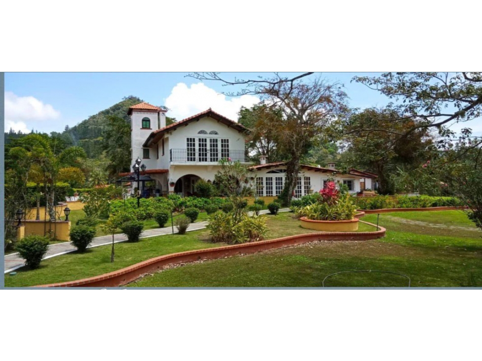 CASA EN VENTA O ALQUILER EN EL VALLE DE ANTÓN 1.8 HECTÁREAS - 3
