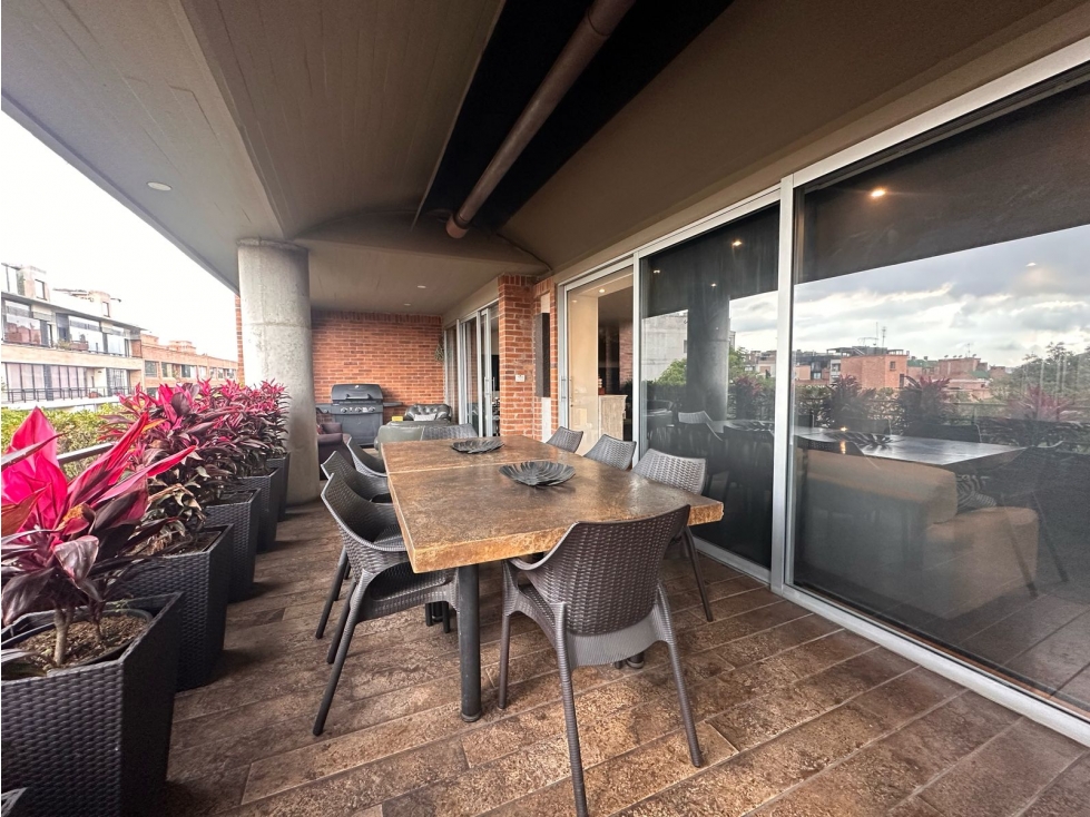 Apartamento AMOBLADO con terraza en arriendo, Virrey (aliada)