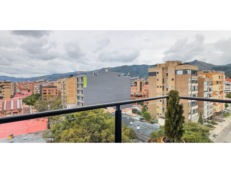 Apartamento con balcón a la venta, en Santa Paula. (Con Aliado) — foto 5