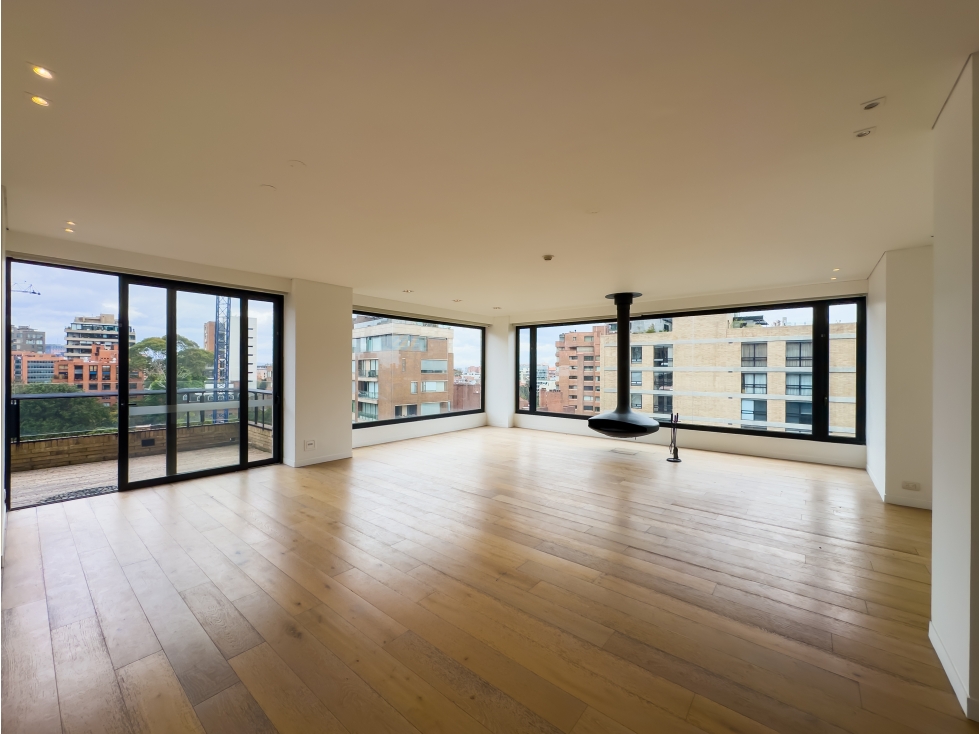 IMPRESIONANTE PENTHOUSE TRIPLEX EN CABRERA
