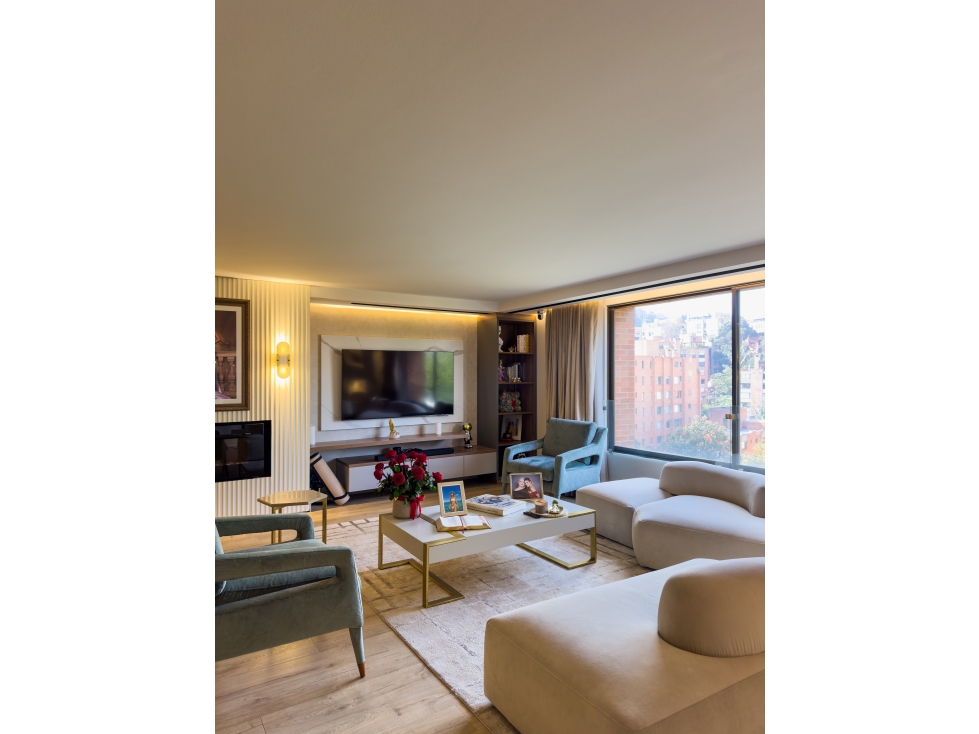 Apartamento REMODELADO exterior en venta, Rosales. — foto 3