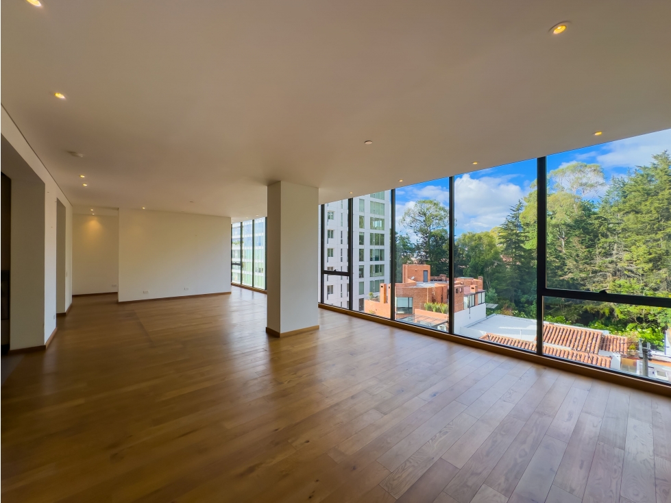 Apartamento en arriendo en edificio con club house, Chico Oriental. — foto 2