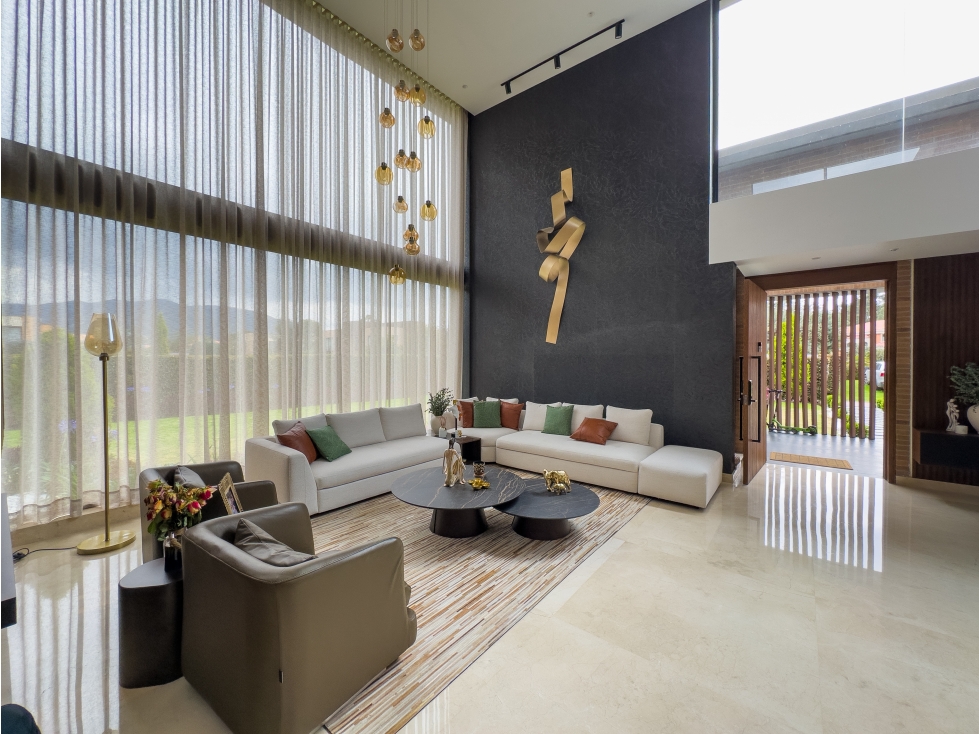 ESPECTACULAR CASA EN VENTA EN GUAYMARAL