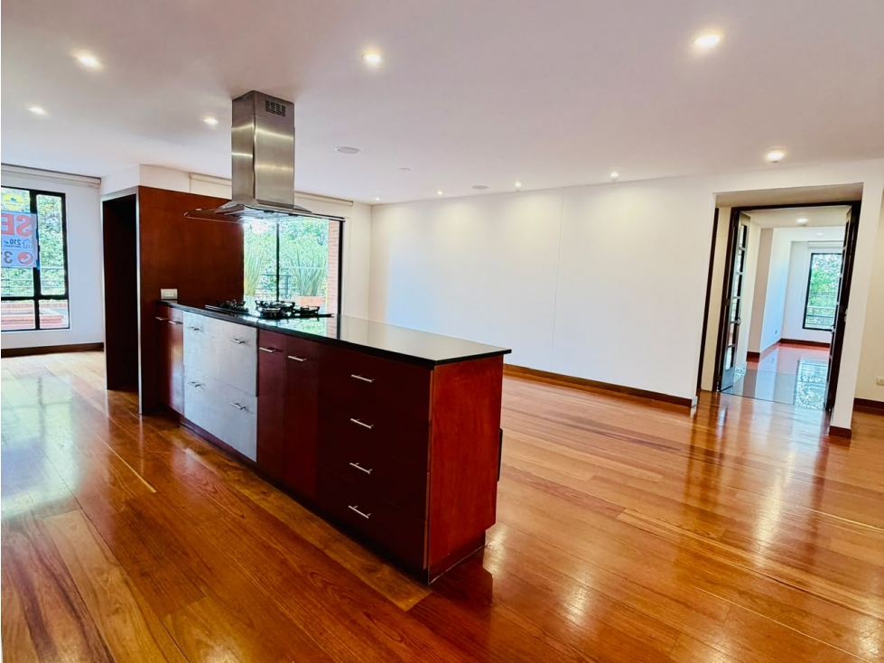 INCREIBLE APARTAMENTO CON TERRAZA ENORME FRENTE AL CLUB LOS LAGARTOS — foto 3