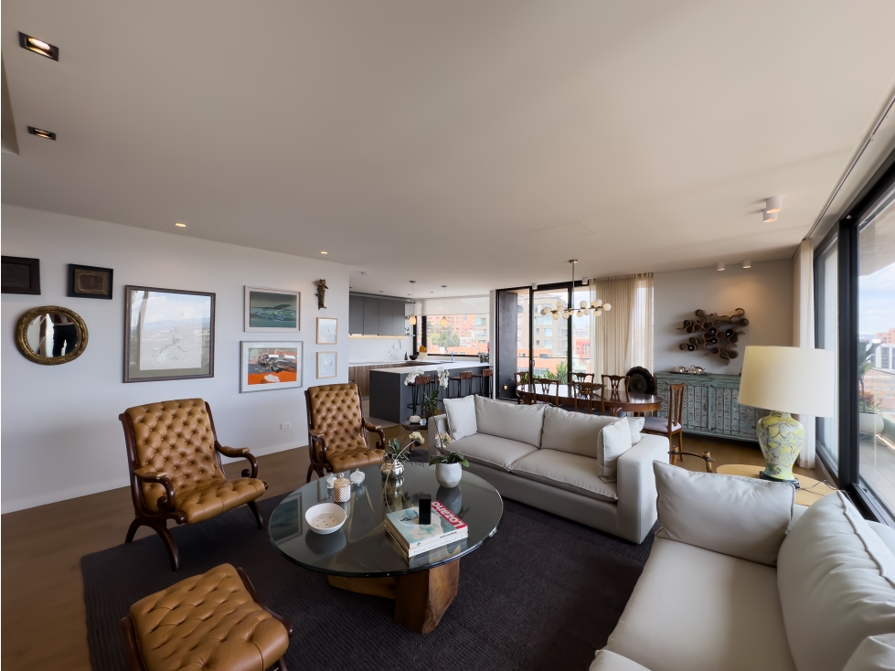Apartamento con terraza y balcón en venta, El Nogal. — foto 4