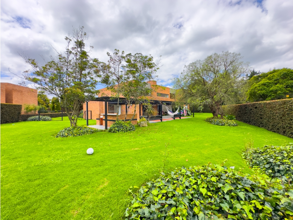 ACOGEDORA CASA EN SAN SIMON