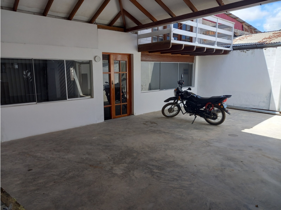 HERMOSA VIVIENDA AMERICANA - PUCALLPA - 4