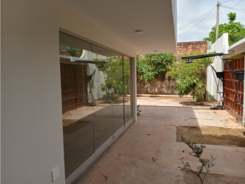 ALQUILER - VIVIENDA EN CENTRO URBANO - PUCALLPA - 2