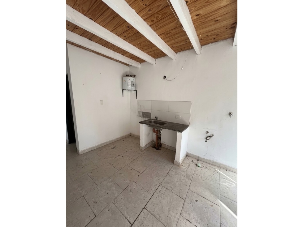 7 departamentos y lote de 818 m2. — foto 3