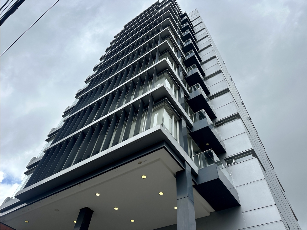 OFICINA VENTA Quito 58m2 con balcón plazaArgentina - 1