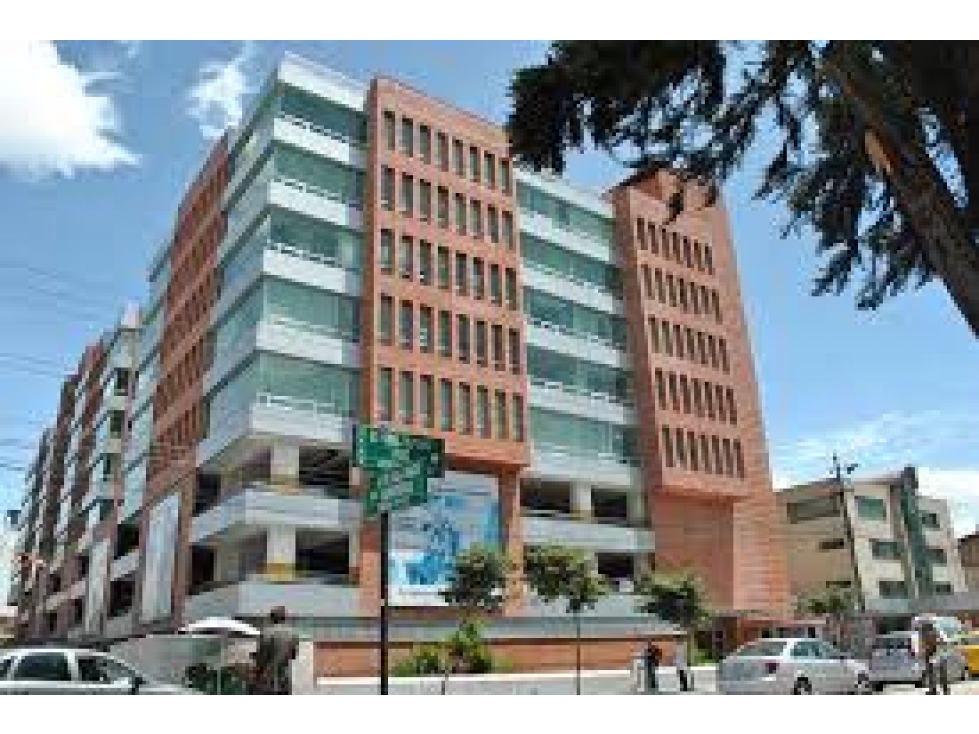 Consultorio venta Quito Torres Clínica Pichincha con parqueadero - 6