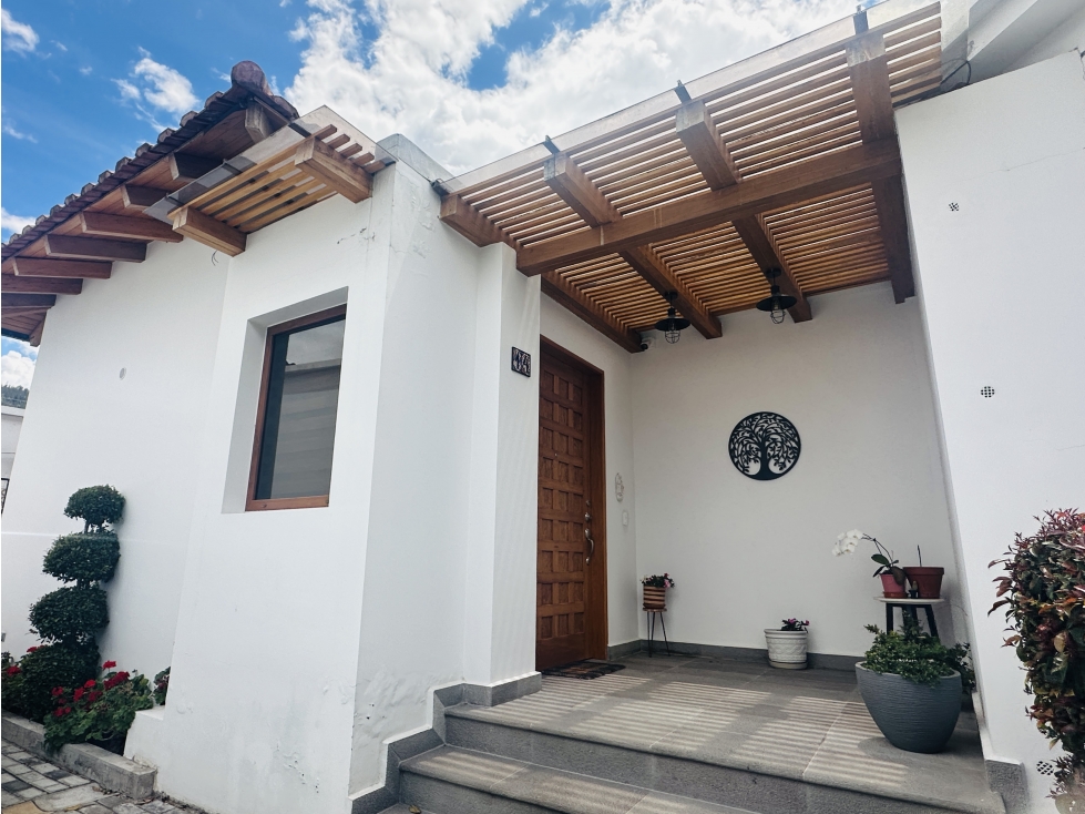 Casa VENTA 3 dormitorios Cumbayá sector Tanda x parque — foto 5